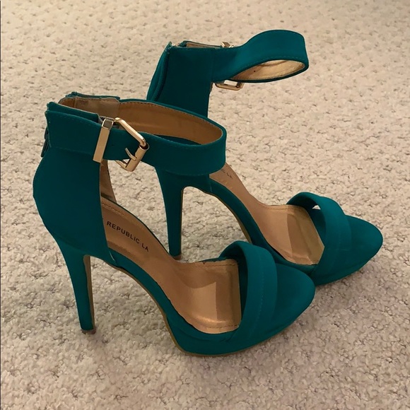 Shoe Republic LA Shoes - women’s size 8 heels WORN 1 TIME!!!
